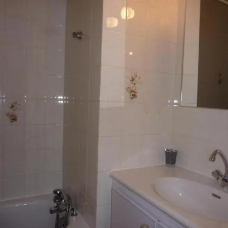 Ax-les-thermes, 2 Pieces, 3 Personnes - Fr-1-419-401 * Ax-les-Thermes